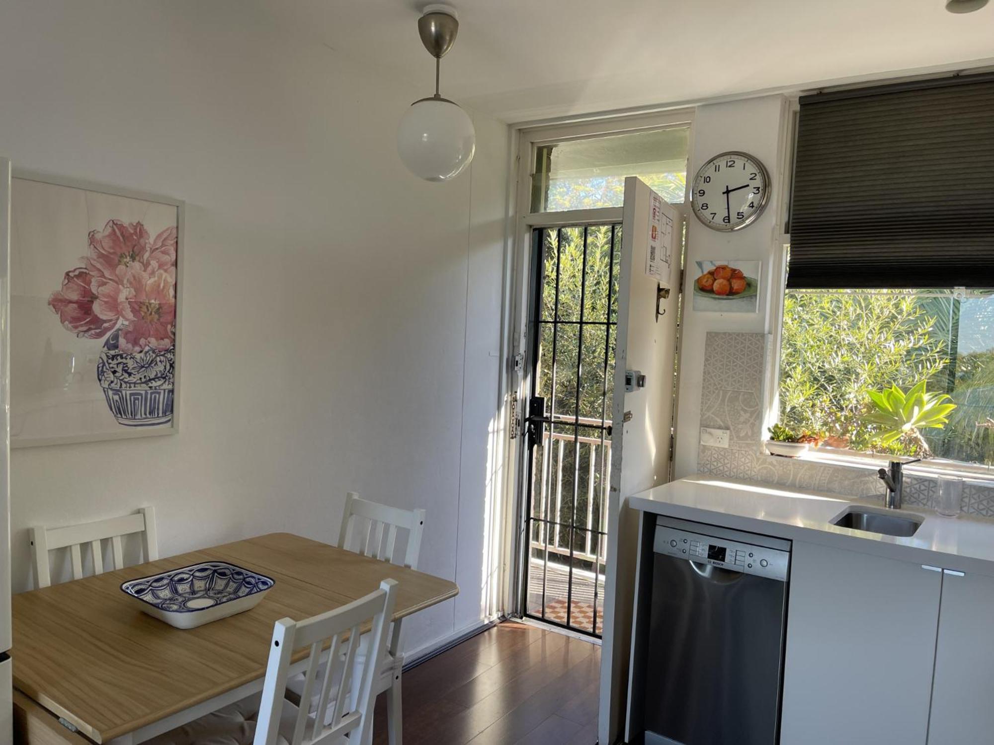 Treetop Retreat Five Minute Stroll To The Beach Sídney Exterior foto